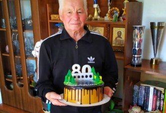 «Дуже важливо не лише розпізнати талант, а й найти ключ до серця дитини»: тренер Іван Стецюк з села Білозірка Лановецького району відсвяткував 80-річний ювілей