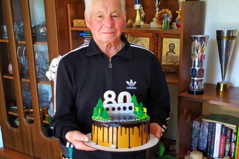 «Дуже важливо не лише розпізнати талант, а й найти ключ до серця дитини»: тренер Іван Стецюк з села Білозірка Лановецького району відсвяткував 80-річний ювілей