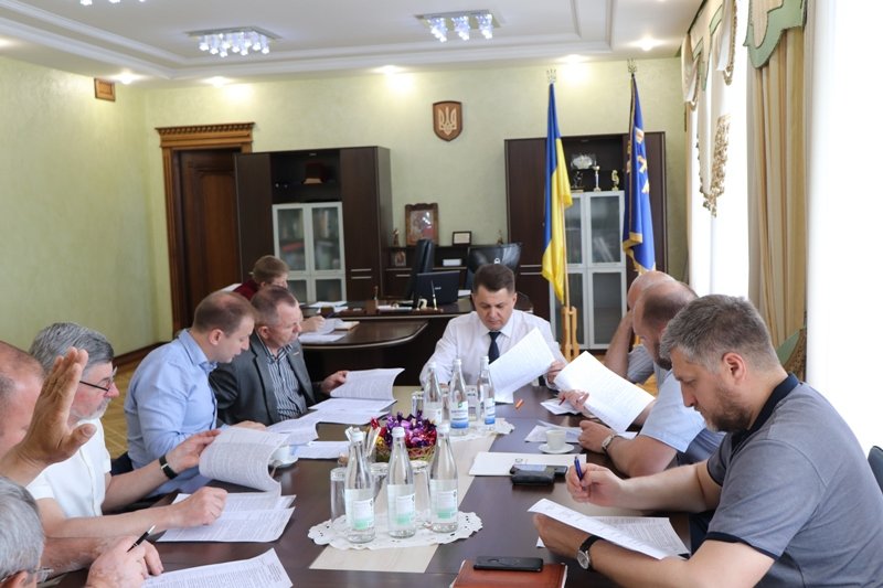 Тернопільські депутати кличуть голову ОДА на сесію – для звіту про ситуацію з коронавірусом