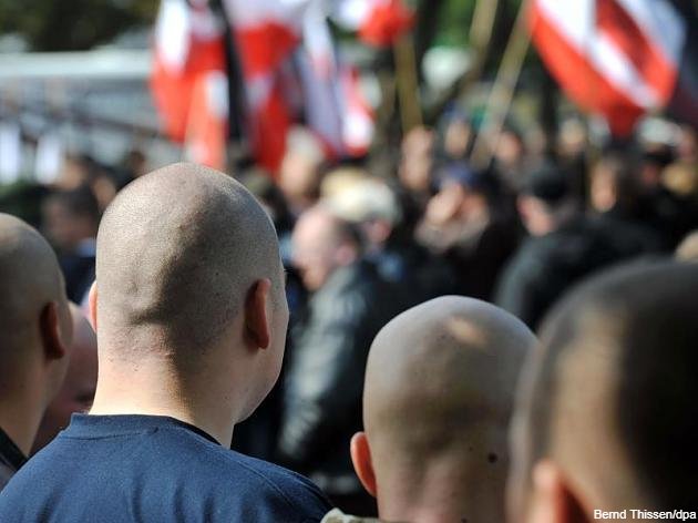 Німецькі праворадикали проходять вишкіл у Росії, а потім дехто їде воювати на Донбас проти України
