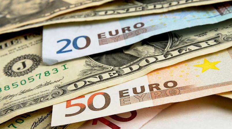 Долар нині не зріс в ціні, євро – подешевшав