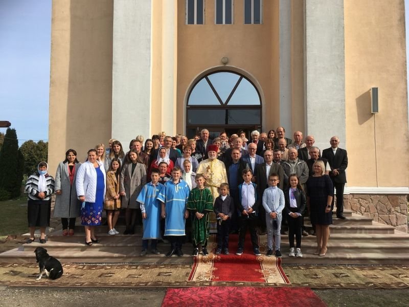 День, наповнений Божою благодаттю: у селі Плотича Козівського району освятили відновлений храм