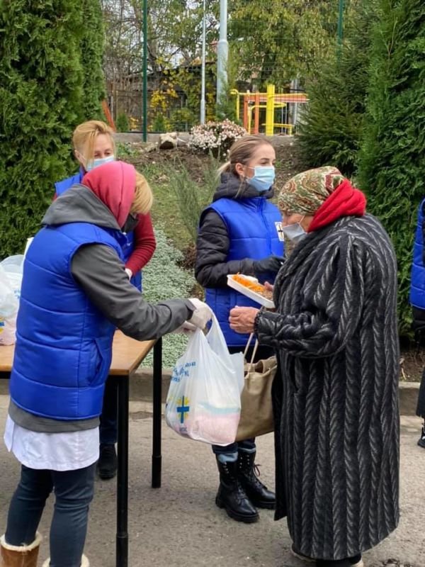 У Тернополі розпочали безстрокову акцію «Нагодуй бідного» (ФОТО)