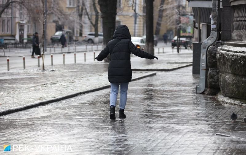 Як мешканцям Тернопільщини отримати компенсацію за травму на вулиці під час ожеделиці