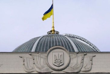 Депутати отримають понад 100 000 гривень на премії своїм помічникам