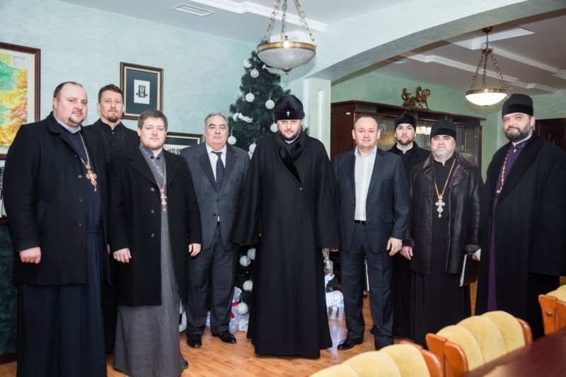 Священники Тернопільсько-Бучацької єпархії окропили ЗУНУ йорданською водою й благословили ректора та колектив на вдалий рік