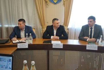 Керівник Тернопільщини Володимир Труш представив голів трьох об’єднаних районів