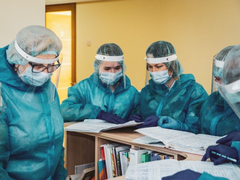 Тернопільські медики розповіли про ситуацію з коронавірусом у лікарнях міста