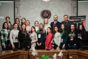 У класичному університеті Тернополя стартував курс «Медіаграмотність» від 1+1 Media School