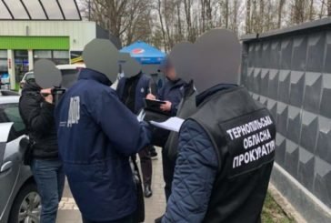 Посадовця Держпродспоживслужби на Тернопільщині затримали під час отримання хабаря