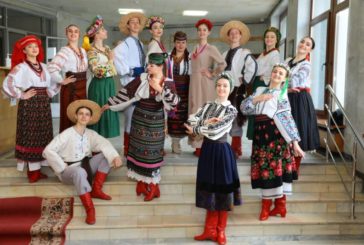 У День вишиванки в Тернопільській ОДА відбулося святкове дефіле (фото)