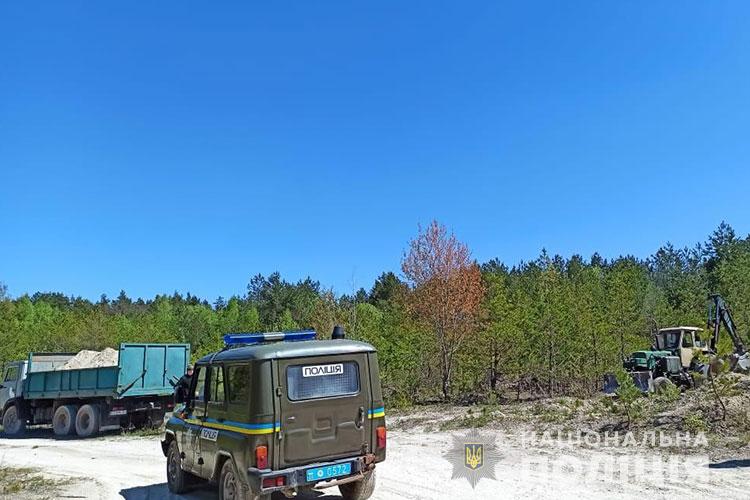 На Шумщині незаконно видобували пісок