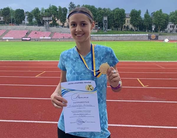 Легкоатлетка з Тернополя Діана Марущак – чемпіонка України у бігу на 2000 м з перешкодами серед юнаків