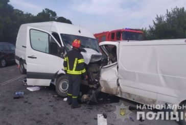 На Тернопільщині в аварії загинув житель Хмельниччини, троє людей - в лікарні