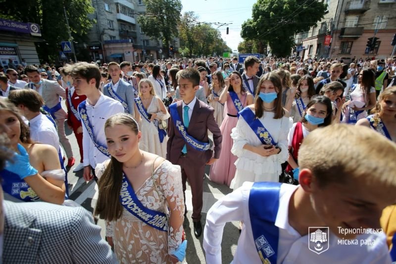 Завтра в Тернополі перекриють рух транспорту на вул. Руській та просп. Степана Бандери