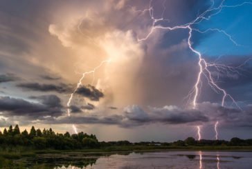 Спека, дощі й урагани: липень здивує перепадами погоди