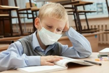 В Україні 2 477 нових випадків COVID, зростає захворюваність серед дітей