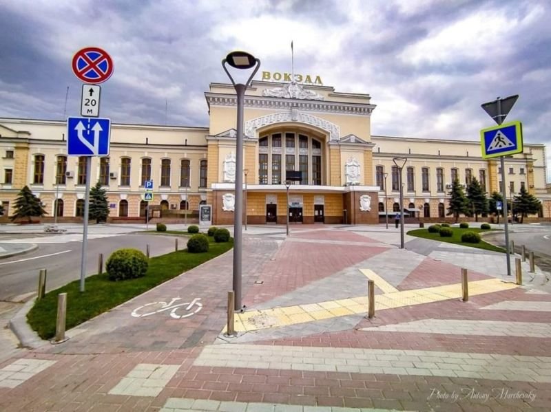 На Привокзальному майдані Тернополя молодик хотів покінчити з життям