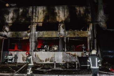 Біля Тернополя цілу ніч гасили масштабну пожежу: вражаючі фото