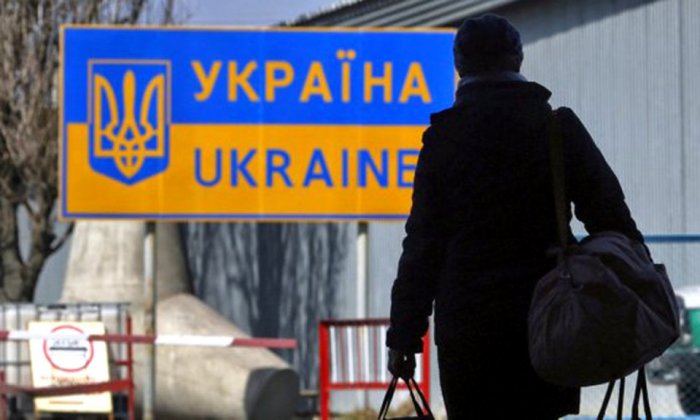 Економічне «диво» по-українськи: спровадити чим більше людей на заробітки