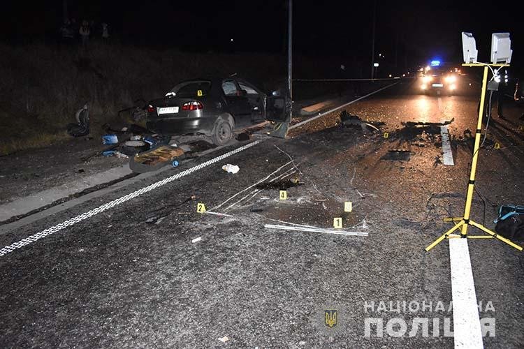 На Тернопільщині через п’яного водія, який виїхав на зустрічну смугу, загинуло подружжя, їхній 5-річний син в реанімації