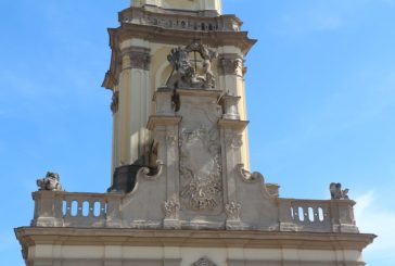 Унікальні скульптури Бучацької ратуші ввійшли до 12 об’єктів культурної спадщини Європи, яким загрожує зникнення