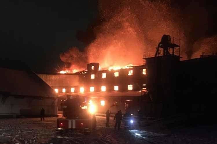 За фактом пожежі на Чортківському хлібокомбінаті розпочали кримінальне провадження