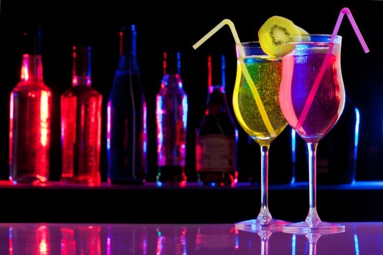 Українець віком 15+ випиває щонайменше 8,6 літрів алкоголю за рік, – дослідження