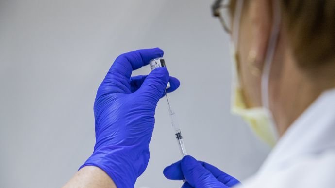 У Японії заявляють, що розробили “довічну вакцину” проти Covid-19