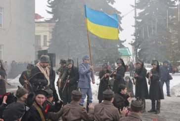 У Збаражі на Тернопільщині вшанували Героїв Крут (фото)