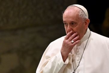 Папа Римський назвав безумством можливу війну в Україні