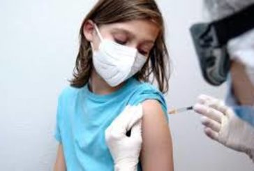 З понеділка підлітки зможуть отримати тисячу за вакцинацію: як це працюватиме