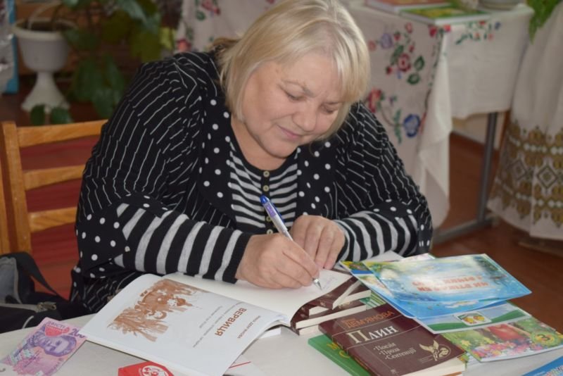 Відома українська письменниця з Тернополя Ірина ДЕМ’ЯНОВА: «Мені даровано тихий голос… Добре, що його почули»
