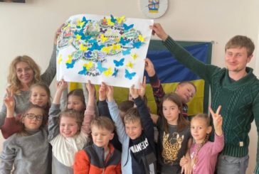 У Тернополі завдяки волонтерській школі мами діток можуть присвятити свій час допомозі українським захисникам