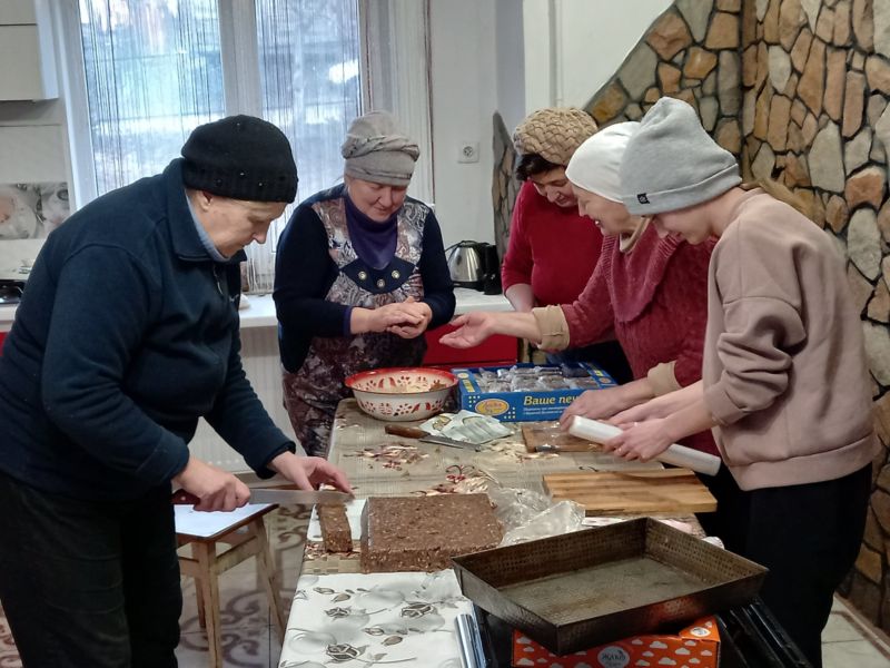 У селі Тарасівка на Тернопільщині виготовляють енегетичні батончики для українських бійців