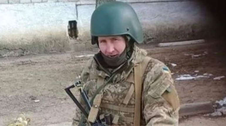 На Тернопільщині провели в останню дорогу воїна Сергія Васюка з Лановеччини