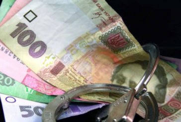 Жителі Хмельниччини криміналили на Тернопільщині: викрали гроші з терміналу прийому готівки на автомийці