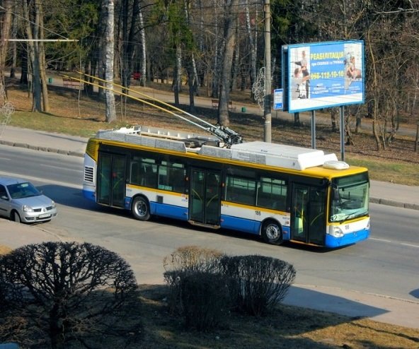 Рух тролейбусів у Тернополі продовжено до 21.50