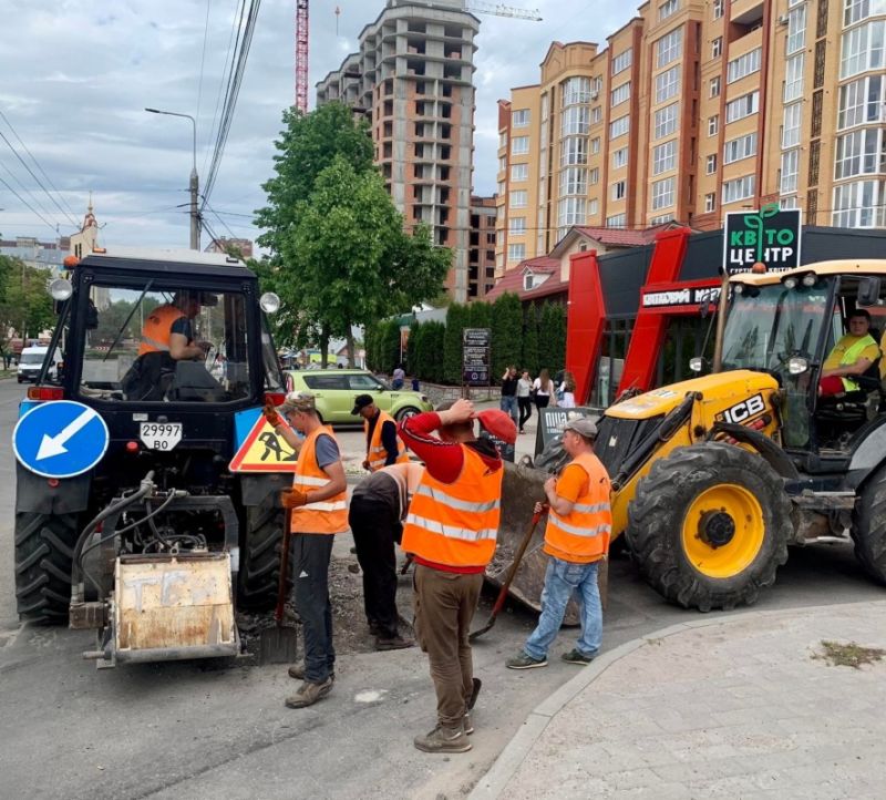 Від початку тижня у Тернополі заплановано провести поточний ремонт дороги на понад десяти вулицях