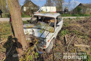 На Тернопільщині водій врізався в дерево і загинув