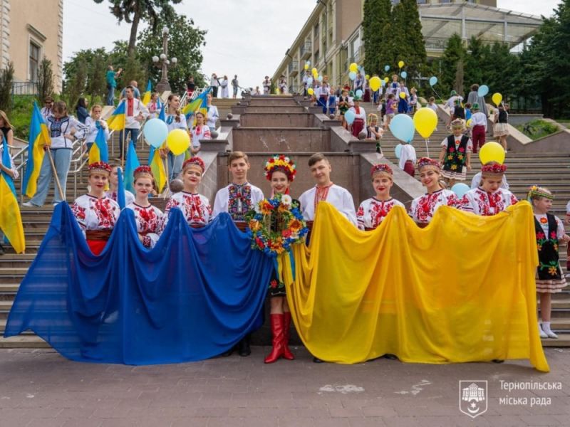 Як у Тернополі відзначатимуть Всесвітній день вишиванки