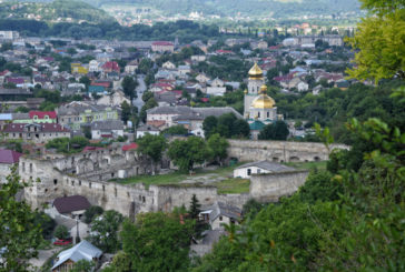Чортків на Тернопільщині обстріляли чотири ракети - пошкоджено чотири будинки