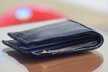 У Тернополі чоловік викрав гаманець у відвідувачки крамниці