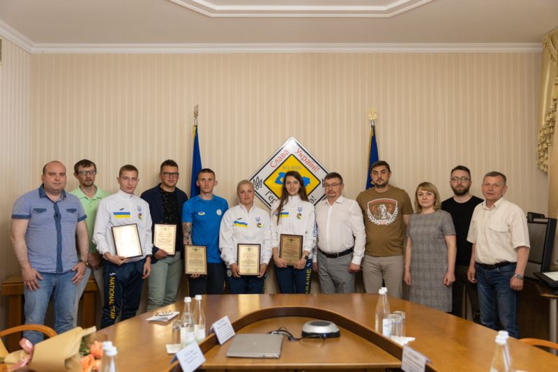 На Тернопільщині відзначили призерів Паралімпійських та Дефлімпійських змагань