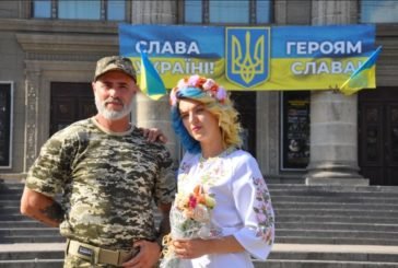 Проїхали 5 000 кілометрів, щоб одружитися в Україні й стати на її захист: неймовірна історія кохання українки та італійця