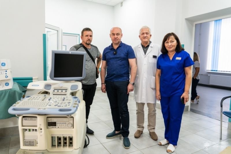 Тернопільська лікарня швидкої допомоги отримала медобладнання від партнерів із Польщі