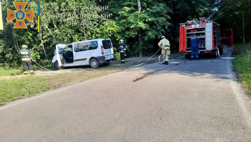 На автодорозі Івано-Франківськ – Тернопіль загорівся автомобіль