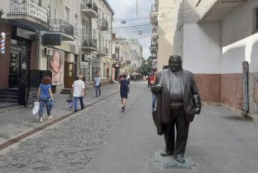 Херсонця судитимуть за селфі на пам’ятнику Ігорю Гереті в Тернополі