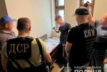65 тис. грн за місце для поховання: у Тернополі на хабарі затримали посадовця комунального підприємства