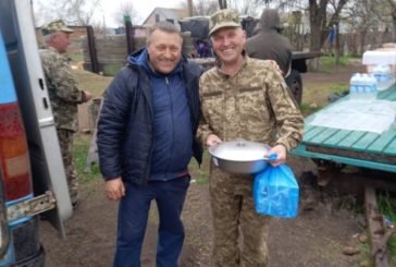 «Жителі наших сіл діляться всім, що у них є»: як Гримайлівська громада допомагає українським воїнам